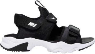 Černobílé sportovní dámské sandály Nike vhodné i do terénu