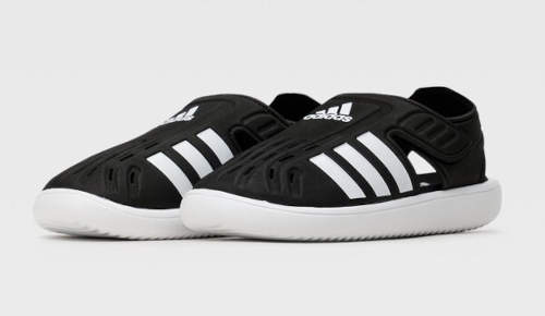 Černobílé chlapecké sandály Adidas na suchý zip