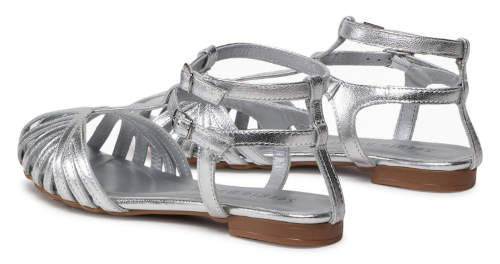 Stříbrné letní dámské páskové sandály